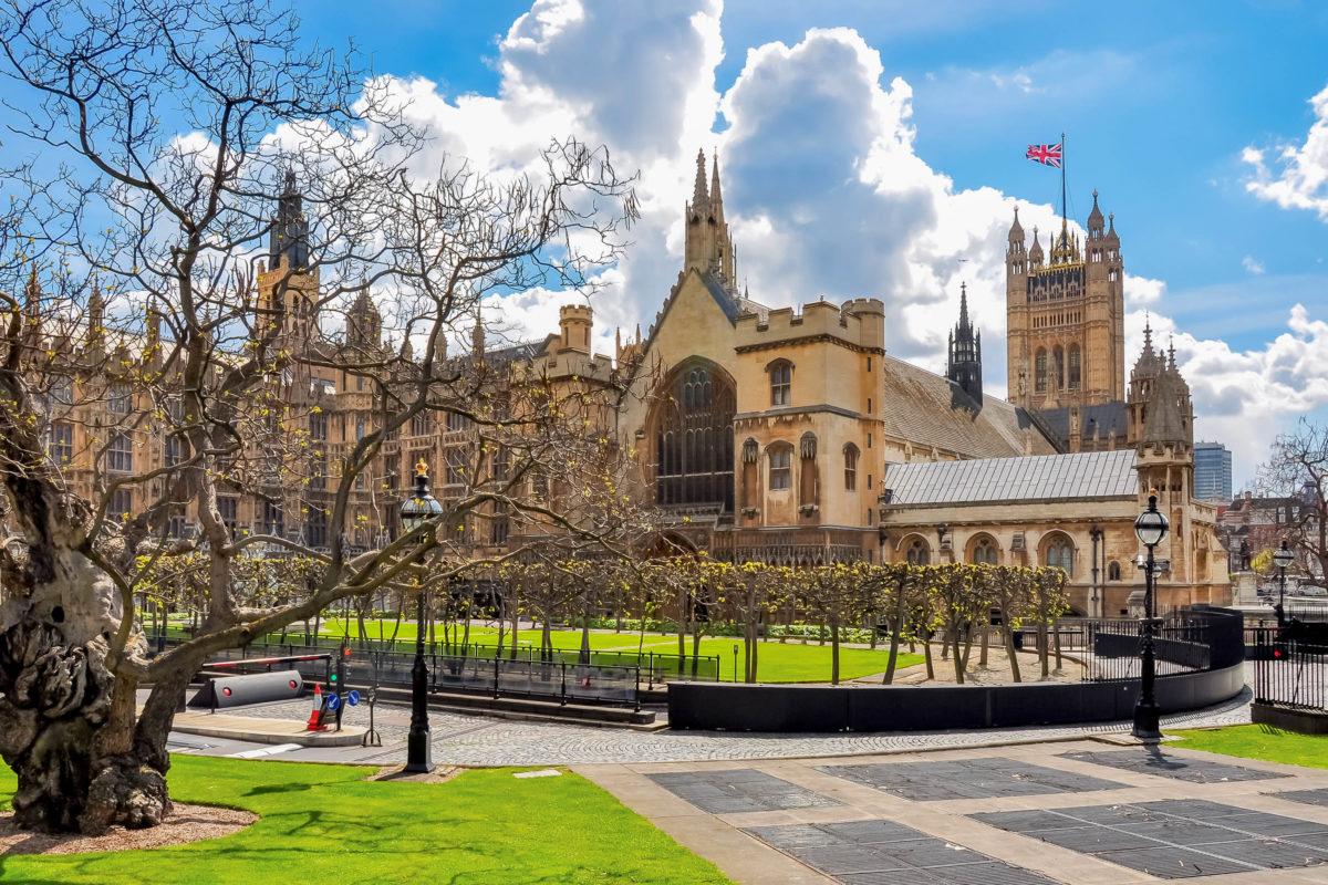 View of the courtyard of the Palace of Westminster and Victoria Tower, London, United Kingdom - © Mistervlad / Shutterstock